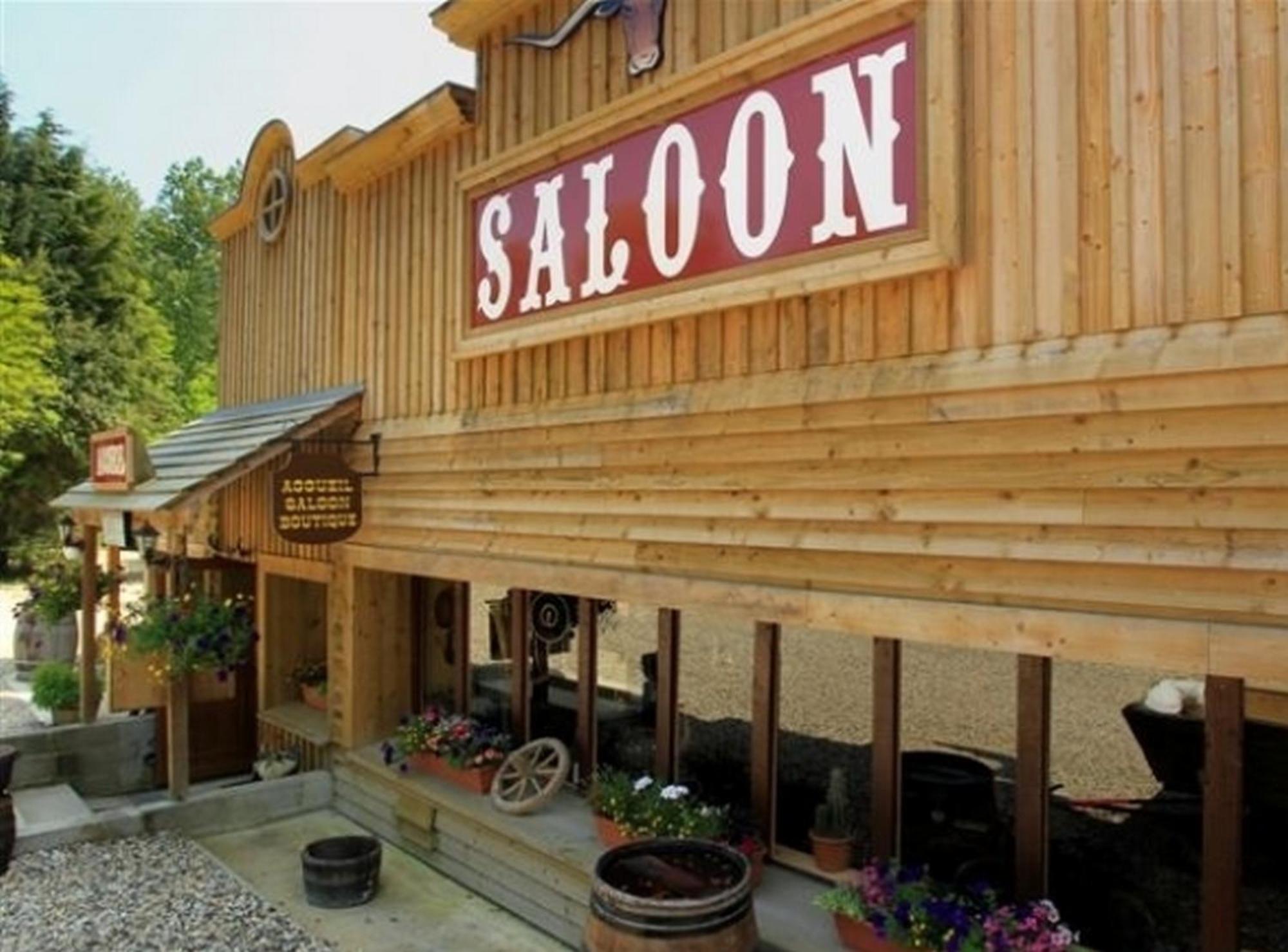 Etangs Du Moulin Hotel Suzy Buitenkant foto